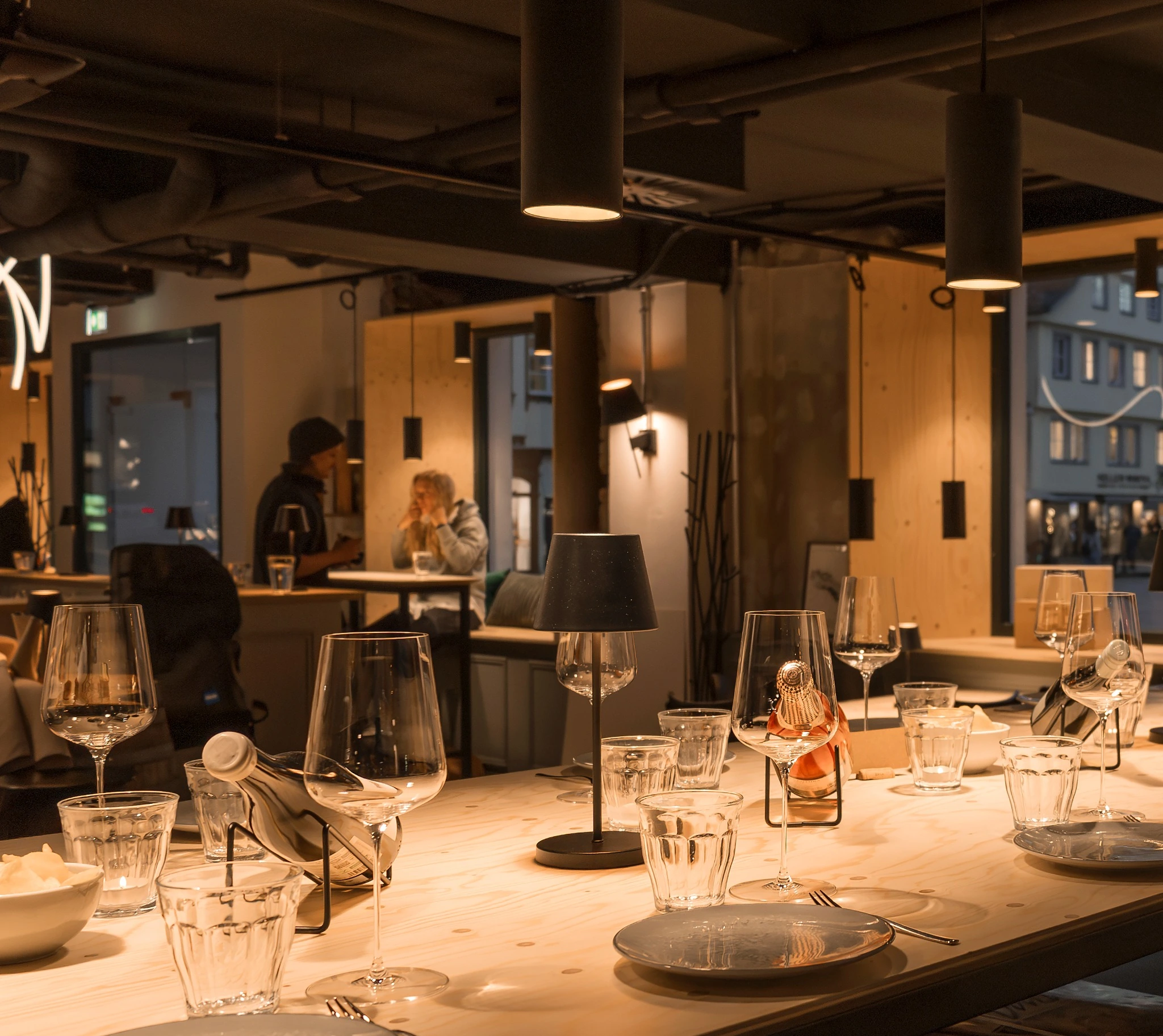 Gedeckter Tisch im VINOTHEUM